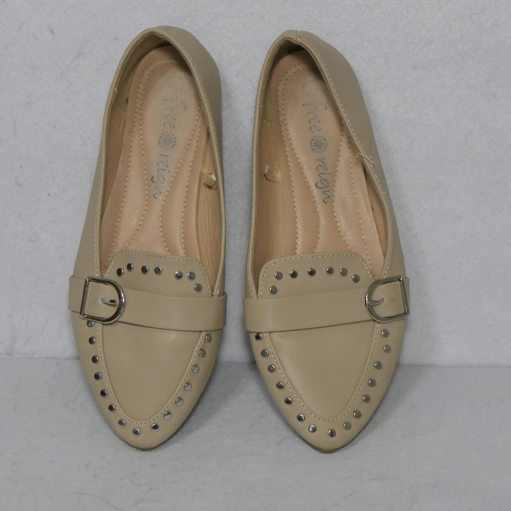 Free Reign Womens Flats 8W Beige Studded Buckle Pointed Toe Loafers